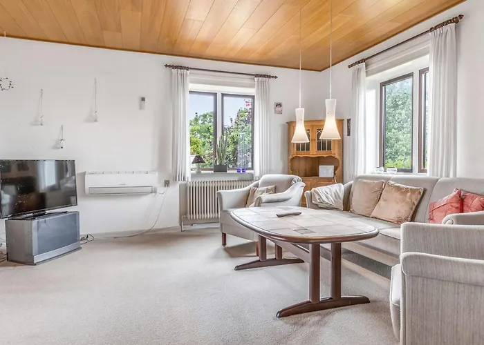 Hiarni - 12km From The Sea By Interhome 度假居 Bredebro