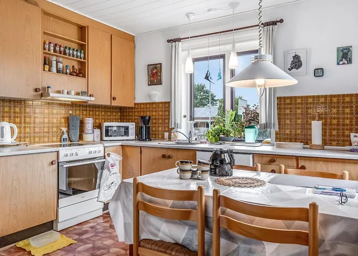 Hiarni - 12km From The Sea By Interhome Bredebro